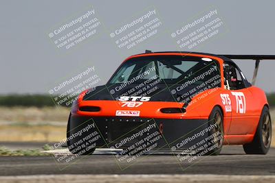 media/Jun-21-2025-Nasa (Sat) [[56b2c04f0e]]/Race Group B/Qualifying/